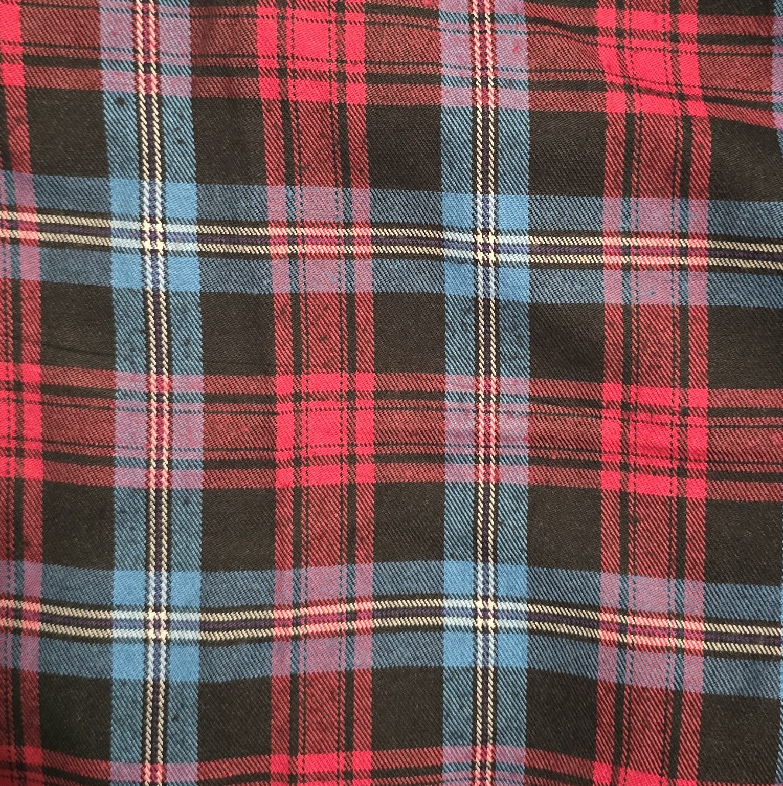 Beautiful Disaster flannel shirt detail view 1